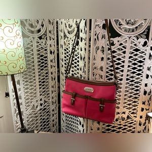 CHAPS CROSSBODY HANDBAG